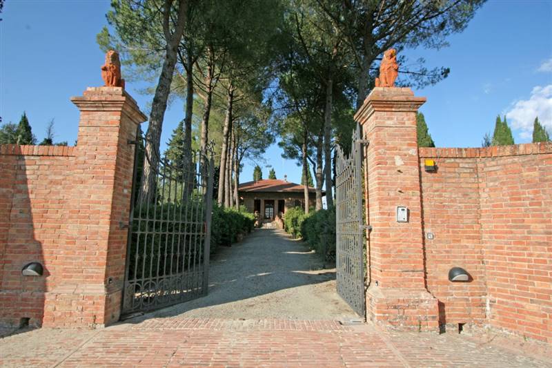 Villa da ristrutturare a San Gimignano