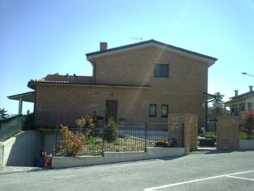 Villa in nuova costruzione a Osimo