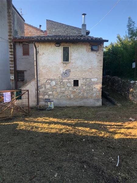 Casa semi indipendente in ottime condizioni in zona Capodacqua a Assisi