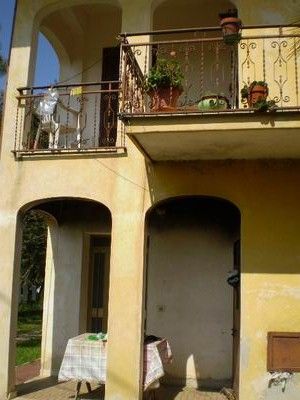 Rustico casale abitabile a Manciano