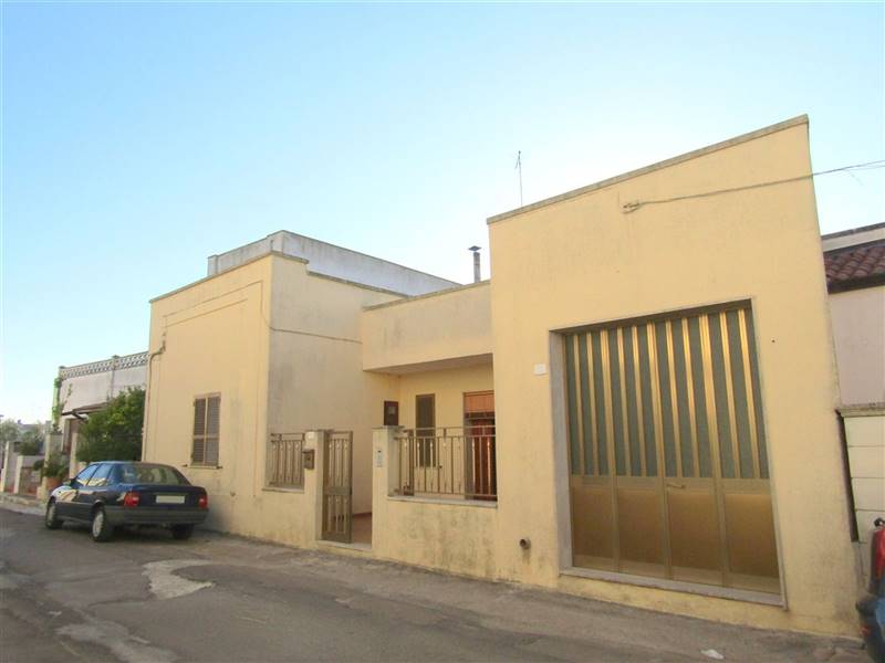 Casa singola in Via Tripoli, 9 a Santa Cesarea Terme