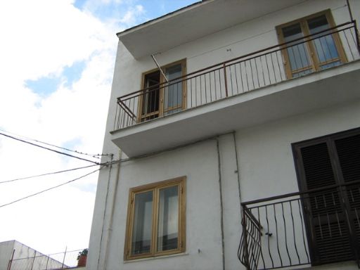 Appartamento indipendente da ristrutturare a Baiano