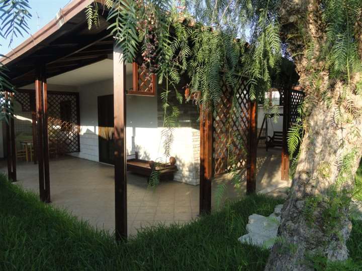 Villa in Complesso Specchiolla-morgicchio Residence 