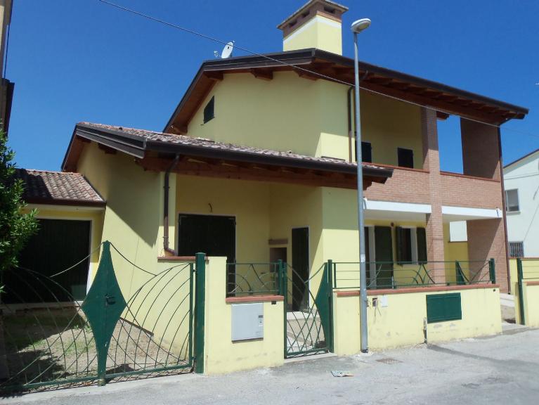 Appartamento indipendente in Via Pola in zona San Giuseppe a Comacchio