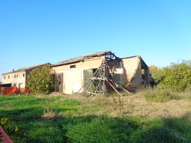 Casa singola in Via Bassa a Ferrara