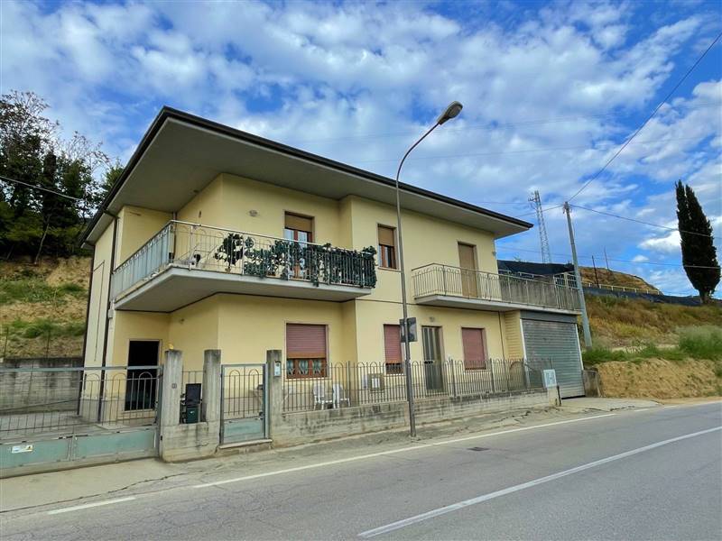 Quadrilocale in Via Montagna Dei Fiori a San Benedetto del Tronto