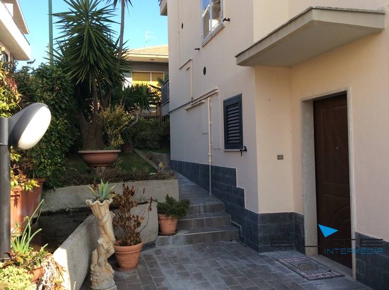 Casa singola seminuova in zona Zona Colli a Pescara