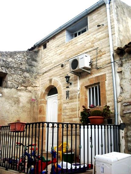 Casa singola in Via San Biagio in zona Scicli a Scicli
