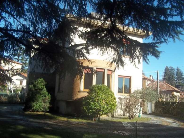 Villa seminuova in zona San Gallo a Varese