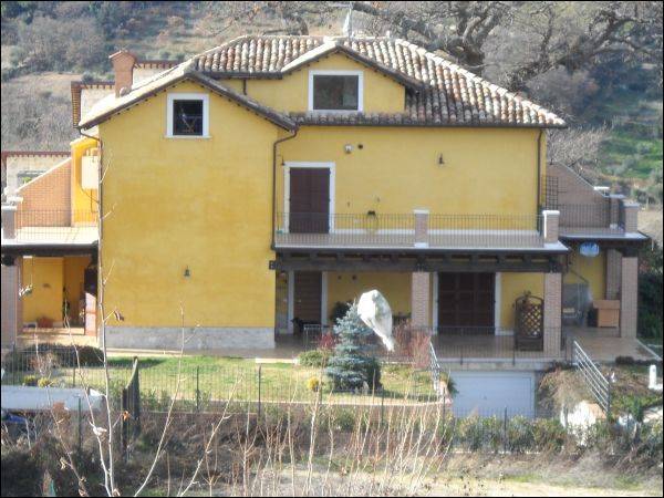 Appartamento in ottime condizioni in zona Palombare a Ascoli Piceno