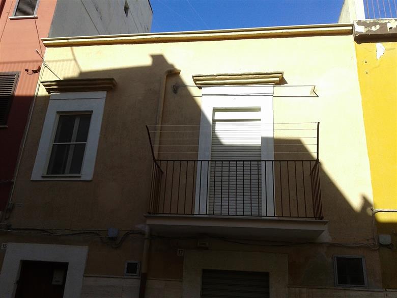 Appartamento indipendente in Via Savonarola a Barletta