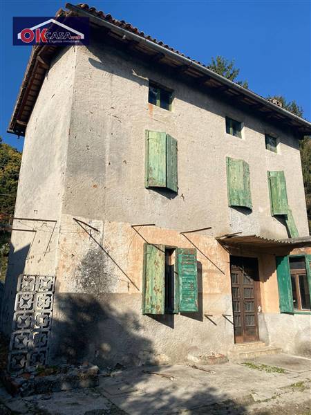 Casa singola in Lucinico in zona Lucinico a Gorizia
