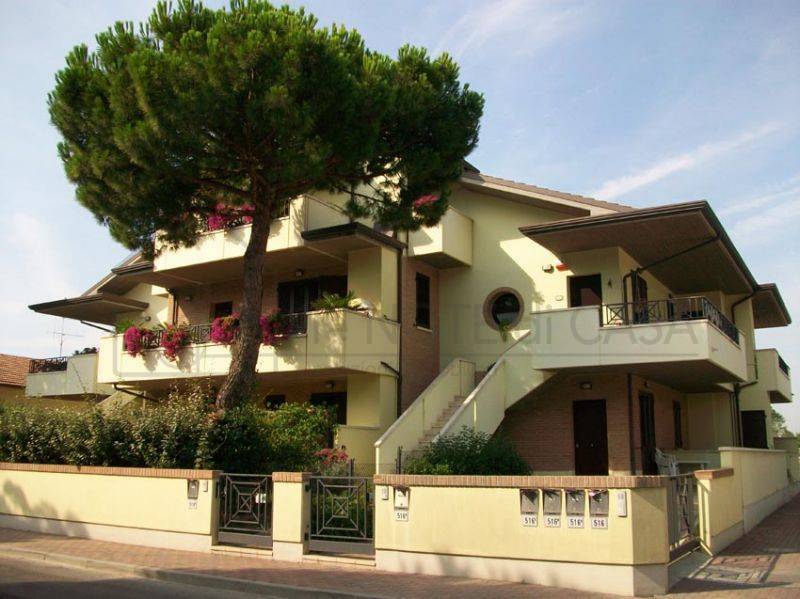 Casa semi indipendente in Via Pinarella in zona Tagliata a Cervia