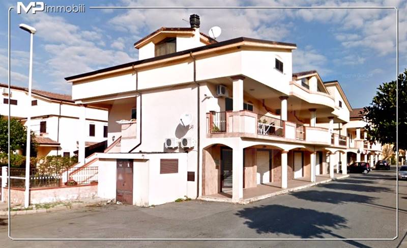 Appartamento indipendente in Via Goffredo Mameli in zona Frazioni: Villapiana Lido a Villapiana