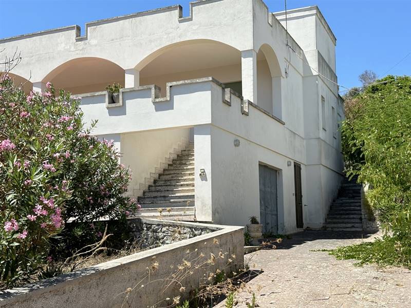Villa in Via Bottego,39 in zona Tricase Porto a Tricase