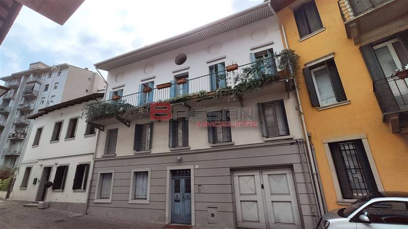 Casa singola abitabile a Udine