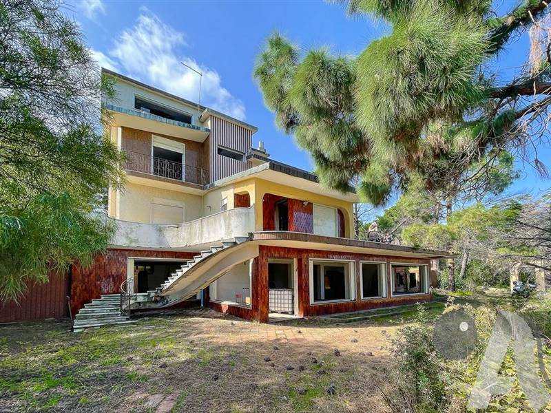 Villa in Contrada Piano Rocca in zona Spartà a Messina