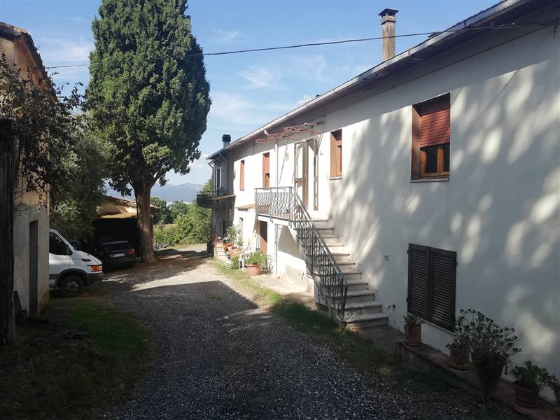 Appartamento abitabile in zona Sassa a Montecatini Val di Cecina